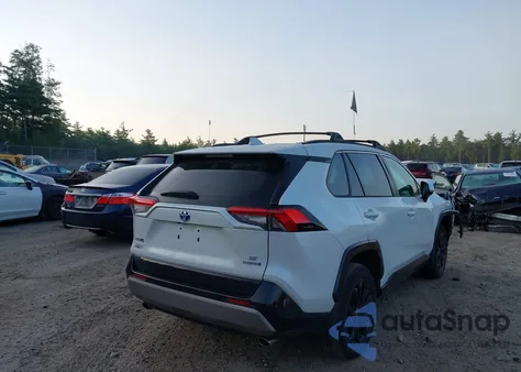 2024 Toyota Rav4 Se z USA, uszkodzony, nr VIN 2T3T6RFV3RW048460